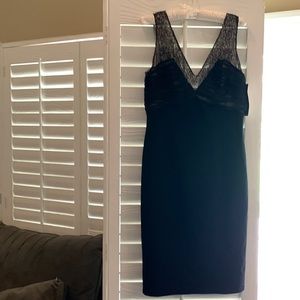 BNWT Carmen Marc Valvo dress